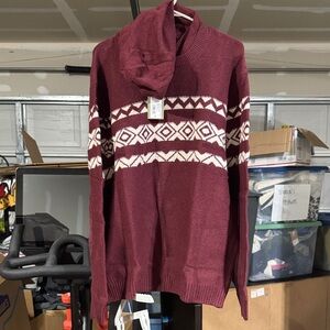 Size XL Men’s Goodfellow & Co Maroon Patterned Sweater